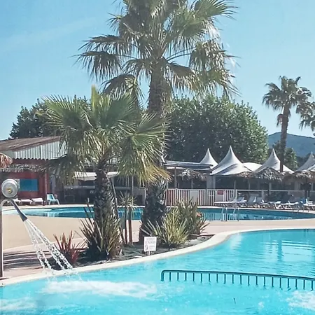 Mobil-home Le Montourey Campingplads